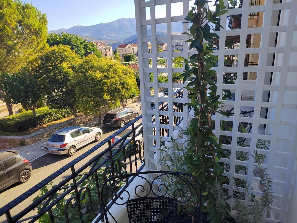 Yasemi Hotel Аргостолион Екстериор снимка