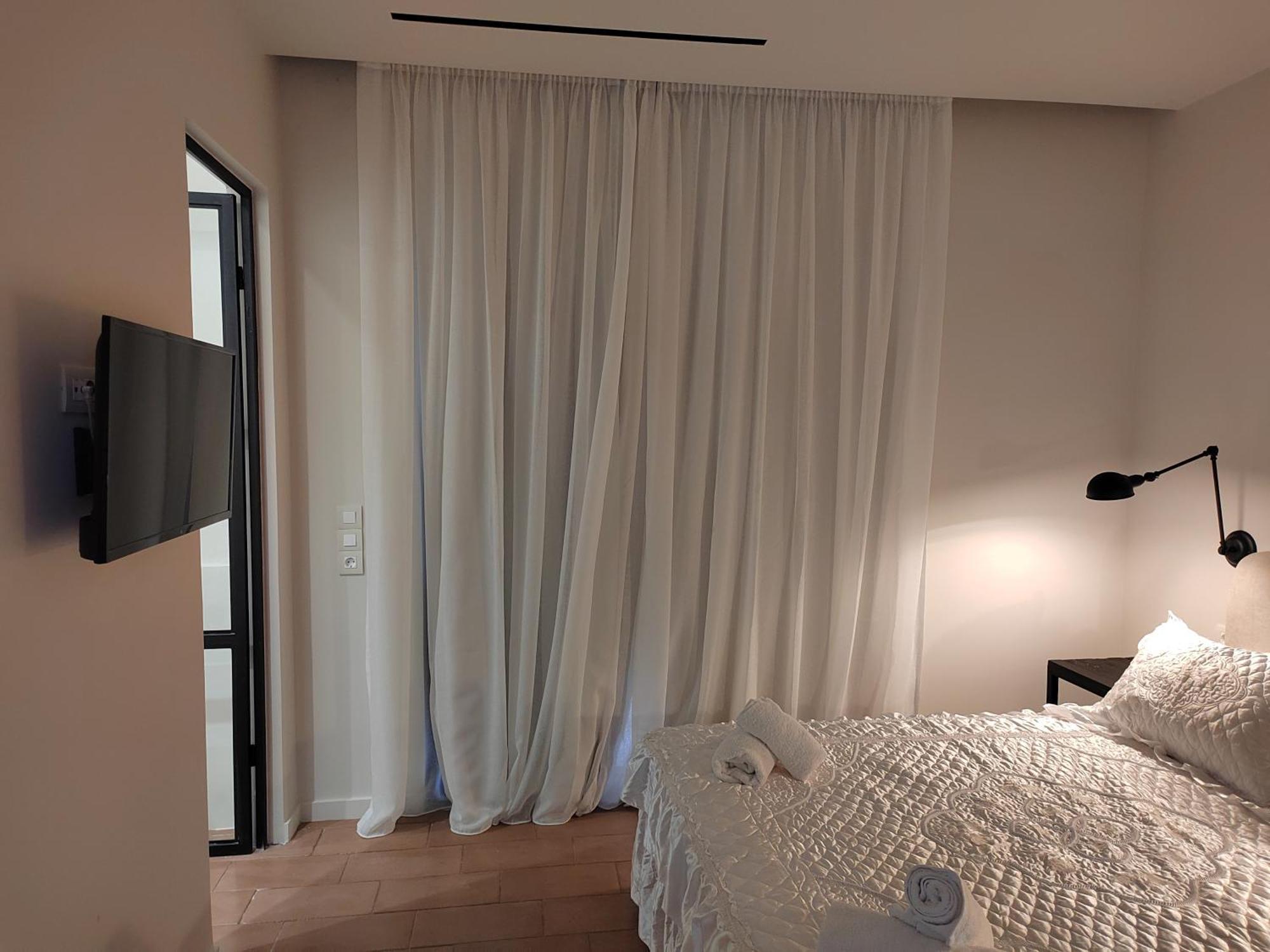 Yasemi Hotel Аргостолион Стая снимка