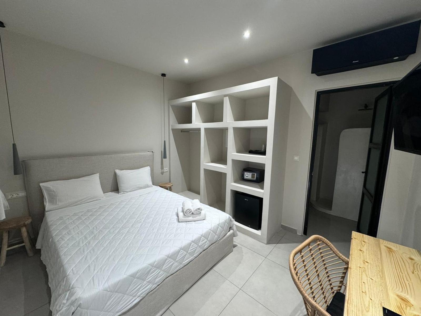 Yasemi Hotel Аргостолион Екстериор снимка